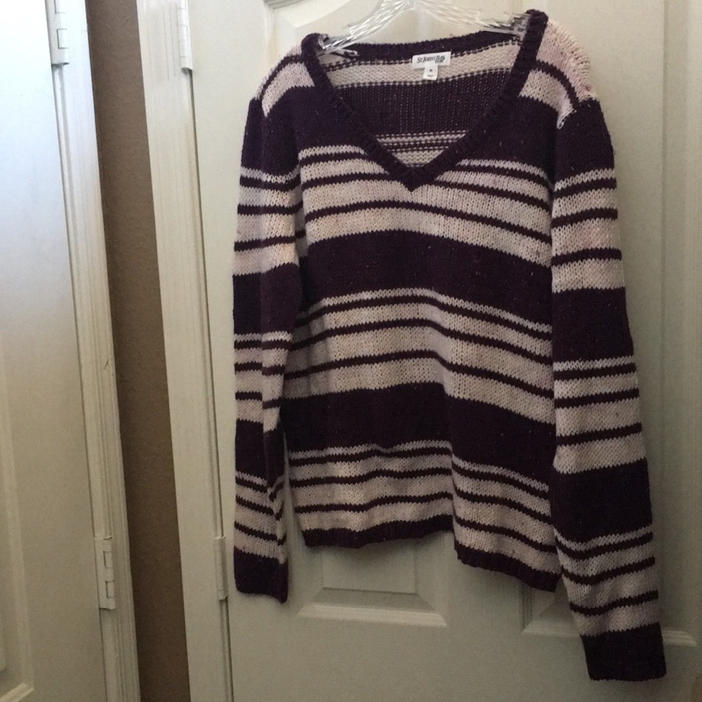 FINAL MARKDOWN ST. John’s bay sweater xl